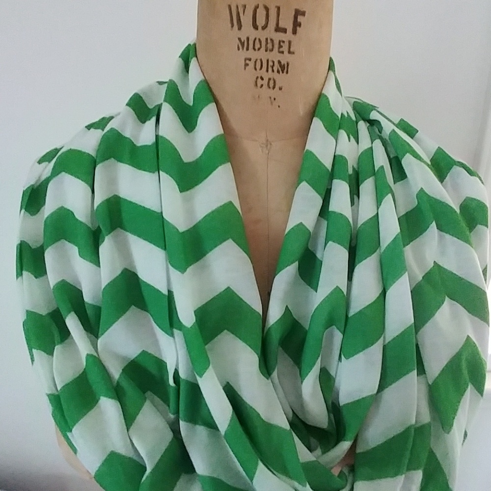Chic chevron green & white infinity scarf